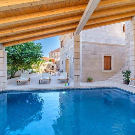 Luxury Stone Villa Nevija 2022 Private Villa Milna  Buitenkant foto
