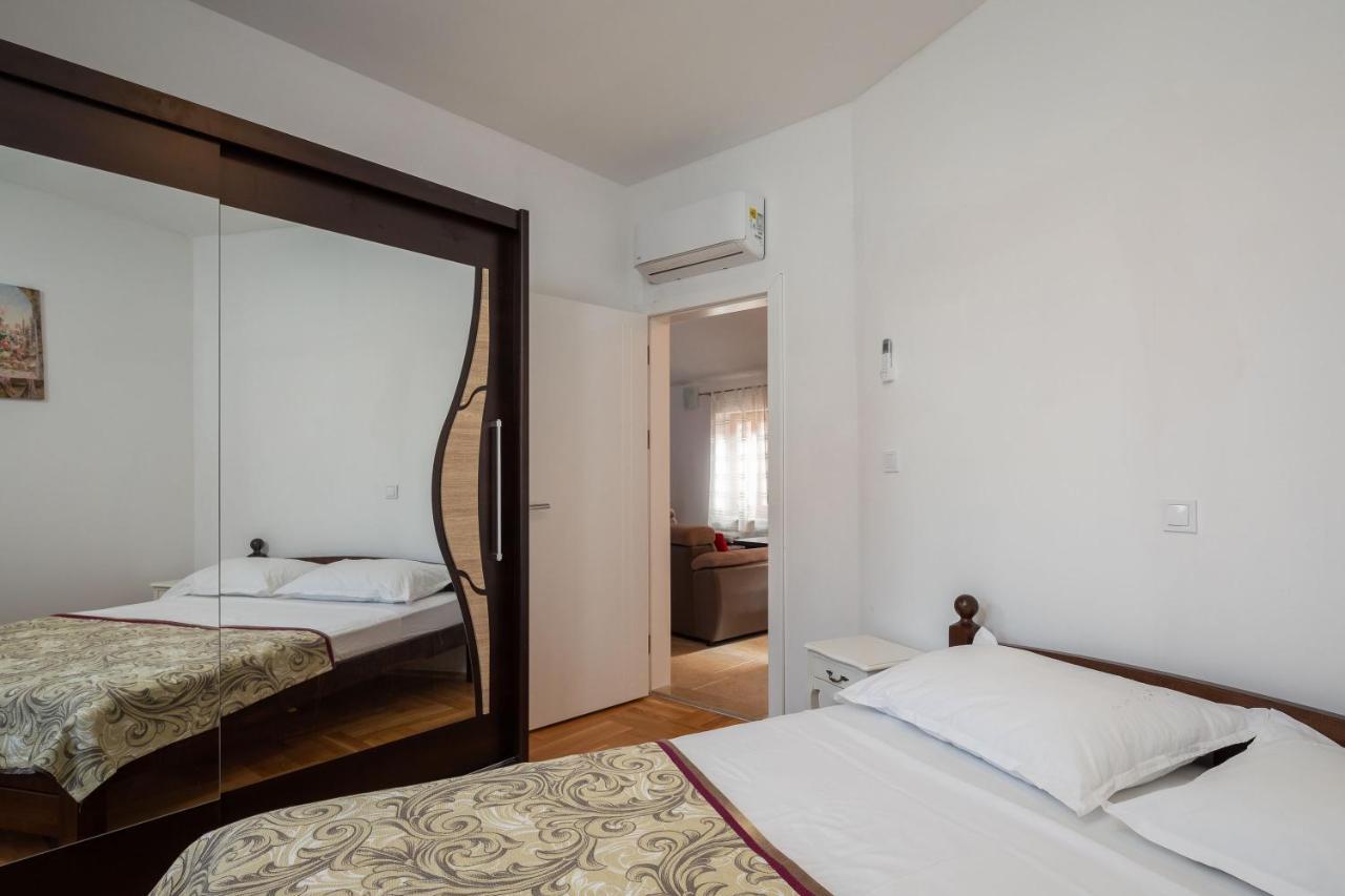 Luxury Stone Villa Nevija 2022 Private Villa Milna  Buitenkant foto