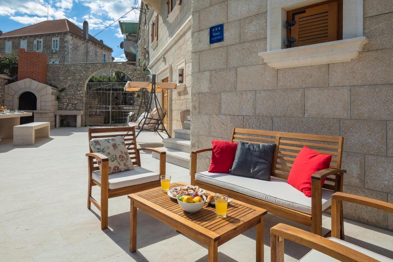 Luxury Stone Villa Nevija 2022 Private Villa Milna  Buitenkant foto