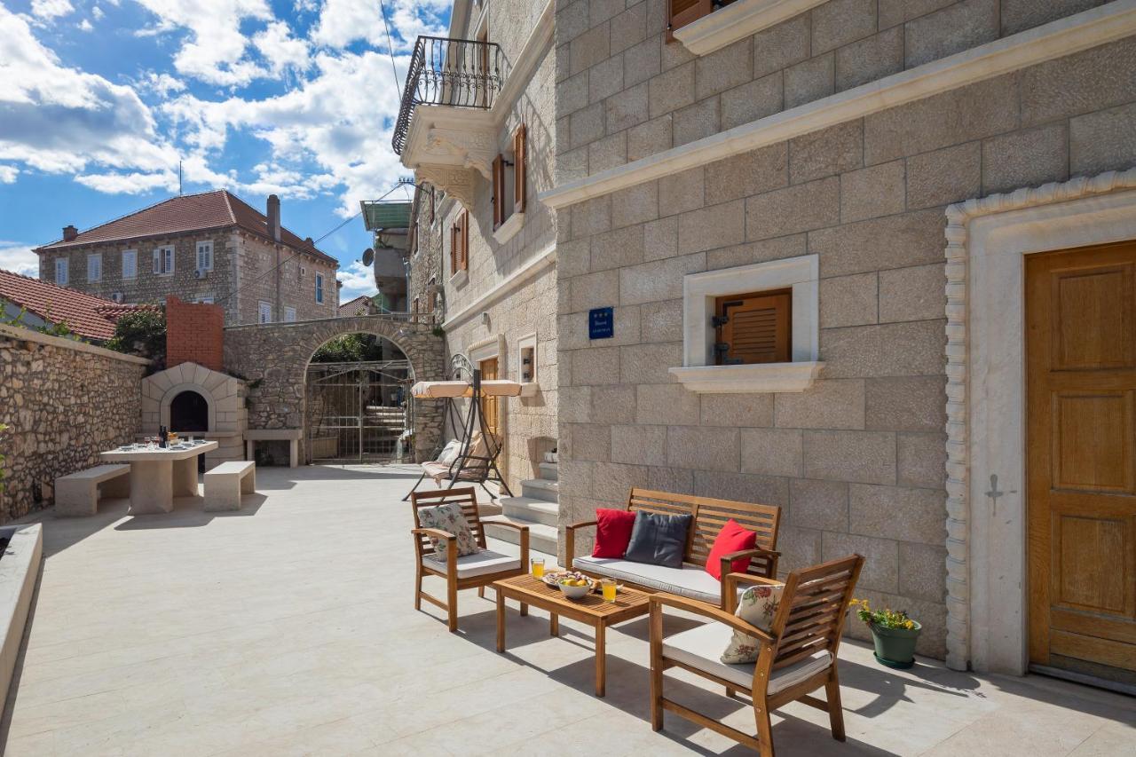 Luxury Stone Villa Nevija 2022 Private Villa Milna  Buitenkant foto