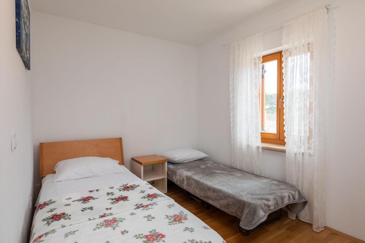 Luxury Stone Villa Nevija 2022 Private Villa Milna  Kamer foto