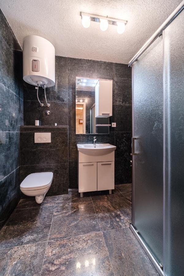 Luxury Stone Villa Nevija 2022 Private Villa Milna  Buitenkant foto