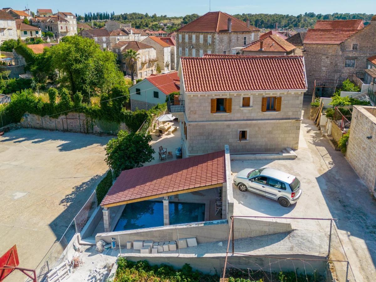 Luxury Stone Villa Nevija 2022 Private Villa Milna  Buitenkant foto